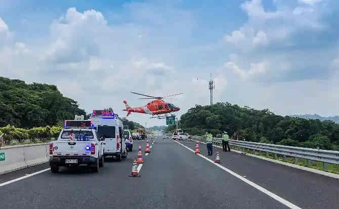 科尔沁右翼中旗高速公路汽车救援案例